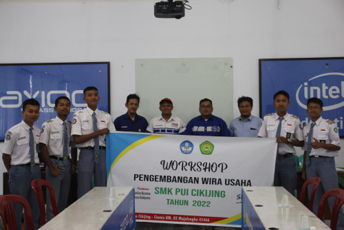 KEGIATAN WORKSHOP PENGEMBANGAN WIRAUSAHA SMK PUI CIKIJING 2022