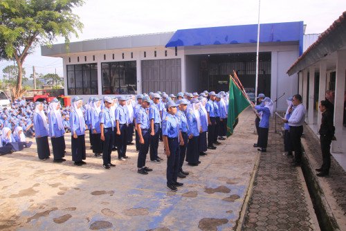 PELANTIKAN PENGURUS OSIS DAN MPK SMK PUI CIKIJING PERIODE 2023/2024